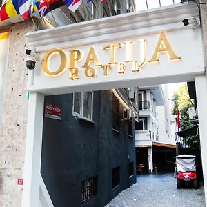 opatija-hotel.istanbul-turkeyhotels.com/